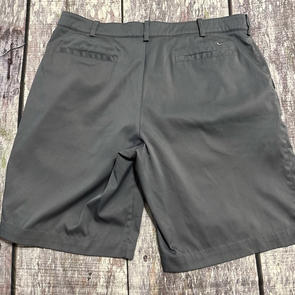 Nike Performance Shorts - Picture 2 of 6